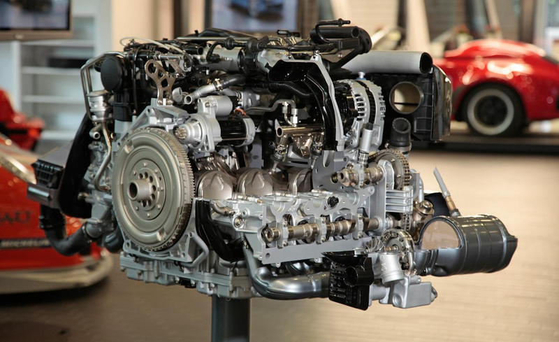 Illustration for article titled Así se ensambla, pieza a pieza, el motor de un Porsche 911